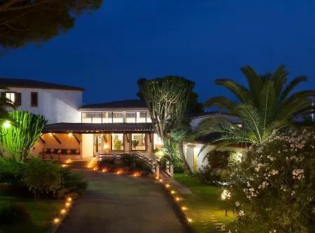Cormoran Hotel