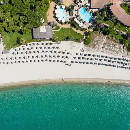 Cormoran Hotel 4*